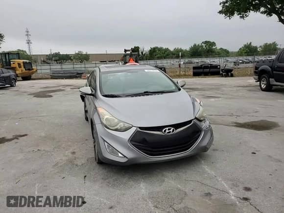 2013 Hyundai Elantra SE z VIN KMHDH6AE1DU019187, wystawiony jako Copart lot #50271015 z przebiegiem 117 775 mil mil oraz Szkoda całkowita • Salvage title. Historia ofert i sprzedaży dostępna na DreamBid. Obrazek 11.