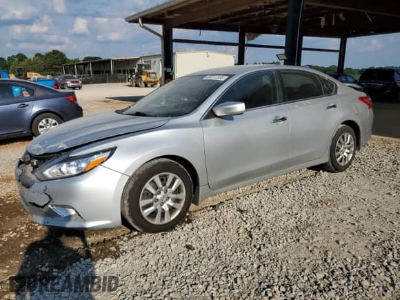 2016 Nissan Altima SR with VIN 1N4AL3AP1GC130666, listed as a Copart auction lot 63311165 with 166,636 mi miles and Salvage title. Bid and sale history available at DreamBid. Image 1.