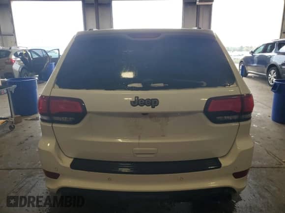 2017 Jeep Grand Cherokee SRT с VIN 1C4RJFDJ3HC914005, выставлен на аукционе Copart как лот 84007385 с пробегом 53 173 миль миль и Списание • Salvage title. История ставок и продаж доступна на DreamBid. Изображение 6.