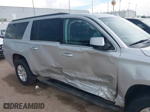 2020 Chevrolet Suburban LT с VIN 1GNSKHKC0LR285945, выставлен на аукционе IAAI как лот 42622819 с пробегом 39 764 миль миль и . История ставок и продаж доступна на DreamBid. Изображение 6.