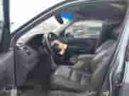 2006 Honda Pilot EX-L z VIN 5FNYF28796B035158, wystawiony jako IAAI lot #40889101 z przebiegiem 177 159 mil mil oraz . Historia ofert i sprzedaży dostępna na DreamBid. Obrazek 5.