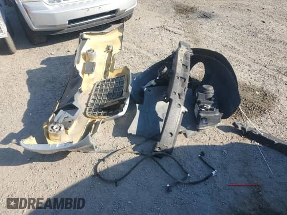 2005 Chrysler 300 C with VIN 2C3JA63H15H170980, listed as a Copart auction lot 84034775 with 136,957 mi miles and Non repairable. Bid and sale history available at DreamBid. Image 12.