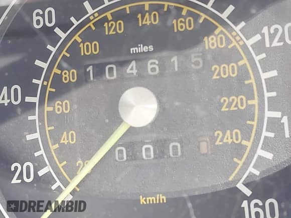 1983 Mercedes-Benz 380 SL with VIN WDBBA45A1DB020815, listed as a IAAI auction lot 42548157 with 104,615 mi miles and . Bid and sale history available at DreamBid. Image 15.