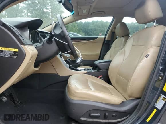 2012 Hyundai Sonata SE with VIN 5NPEC4AB2CH343131, listed as a Copart auction lot 80478415 with 163,058 mi miles and Clean title. Bid and sale history available at DreamBid. Image 7.