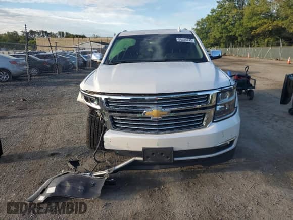2019 Chevrolet Tahoe Premier с VIN 1GNSKCKC7KR116166, выставлен на аукционе Copart как лот 84035245 с пробегом 54 458 миль миль и Списание • Salvage title. История ставок и продаж доступна на DreamBid. Изображение 5.