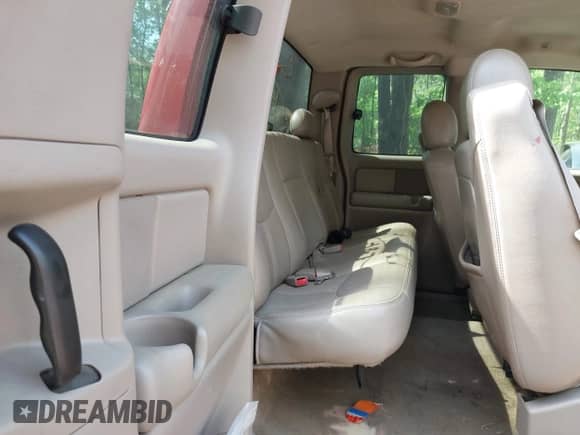 2003 GMC Sierra 1500 SLT with VIN 1GTEK19T33E199331, listed as a IAAI auction lot 42062356 with 280,794 mi miles and . Bid and sale history available at DreamBid. Image 8.