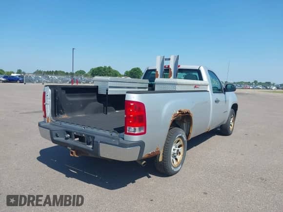 2012 GMC Sierra 1500 Work Truck z VIN 1GTN1TEX2CZ315411, wystawiony jako IAAI lot #42615623 z przebiegiem 23 467 mil mil oraz . Historia ofert i sprzedaży dostępna na DreamBid. Obrazek 4.