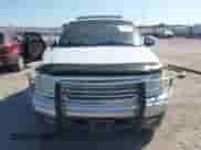 2002 Ford F-150 XLT с VIN 1FTRW08L32KB50745, выставлен на аукционе IAAI как лот 43317697 с пробегом 190 656 миль миль и . История ставок и продаж доступна на DreamBid. Изображение 12.