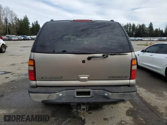 2000 Chevrolet Suburban LS с VIN 3GNGK26U3YG172343, выставлен на аукционе Copart как лот 47106575 с пробегом 339 445 миль миль и Чистый • Clean title. История ставок и продаж доступна на DreamBid. Изображение 6.