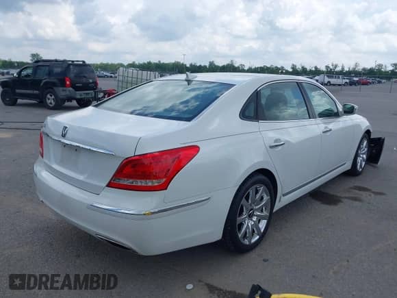 2013 Hyundai Equus Signature с VIN KMHGH4JH2DU059788, выставлен на аукционе IAAI как лот 42136278 с пробегом 68 672 миль миль и . История ставок и продаж доступна на DreamBid. Изображение 4.