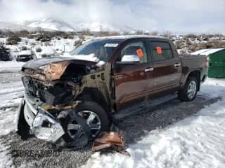 2015 Toyota Tundra Platinum с VIN 5TFAY5F17FX435589, выставлен на аукционе Copart как лот 45215235 с пробегом Не указан миль и Списание • Salvage title. История ставок и продаж доступна на DreamBid. Изображение 1.