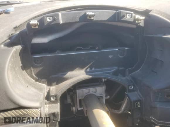 2014 Chrysler 300 SRT-8 с VIN 2C3CCAFJ1EH206137, выставлен на аукционе Copart как лот 64228645 с пробегом Не указан миль и На запчасти • Non repairable. История ставок и продаж доступна на DreamBid. Изображение 9.