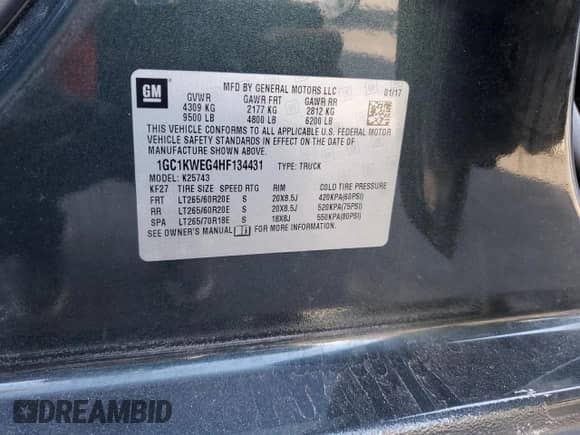 2017 Chevrolet Silverado 2500HD LTZ z VIN 1GC1KWEG4HF134431, wystawiony jako Copart lot #81766734 z przebiegiem 158 339 mil mil oraz Szkoda całkowita • Salvage title. Historia ofert i sprzedaży dostępna na DreamBid. Obrazek 12.