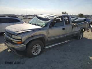 2000 Chevrolet Silverado 2500 LS с VIN 1GCGK29U0YE401167, выставлен на аукционе Copart как лот 70407574 с пробегом 146 174 миль миль и Списание • Salvage title. История ставок и продаж доступна на DreamBid. Изображение 1.