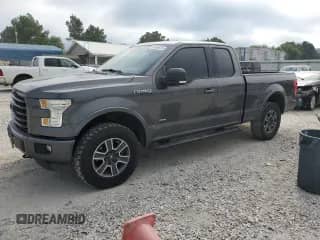 2015 Ford F-150 XLT z VIN 1FTEX1EPXFFB47946, wystawiony jako Copart lot #84056675 z przebiegiem 153 578 mil mil oraz Szkoda całkowita • Salvage title. Historia ofert i sprzedaży dostępna na DreamBid. Obrazek 1.