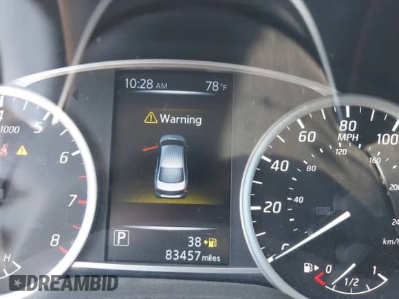 2017 Nissan Sentra SR z VIN 3N1AB7AP0HY378035, wystawiony jako IAAI lot #42017917 z przebiegiem 83 457 mil mil oraz . Historia ofert i sprzedaży dostępna na DreamBid. Obrazek 7.