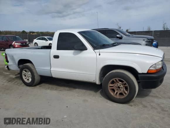 2004 Dodge Dakota z VIN 1D7FL16K34S621135, wystawiony jako Copart lot #46485985 z przebiegiem 202 197 mil mil oraz Szkoda całkowita • Salvage title. Historia ofert i sprzedaży dostępna na DreamBid. Obrazek 4.
