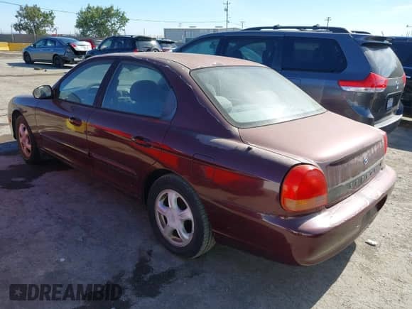 1999 Hyundai Sonata GLS with VIN KMHWF35V9XA042620, listed as a IAAI auction lot 42922692 with 106,603 mi miles and . Bid and sale history available at DreamBid. Image 3.
