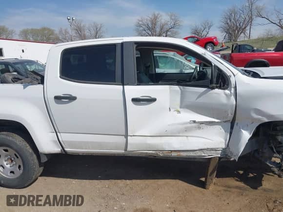 2019 Chevrolet Colorado 2WD Work Truck с VIN 1GCGSBEA7K1302243, выставлен на аукционе IAAI как лот 42049966 с пробегом 104 209 миль миль и . История ставок и продаж доступна на DreamBid. Изображение 12.