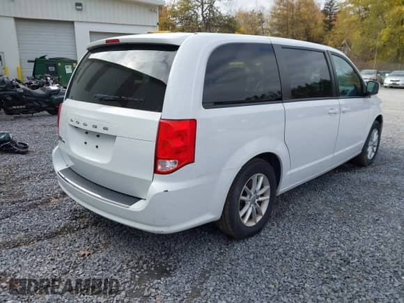 2020 Dodge Grand Caravan SE with VIN 2C4RDGBG1LR227593, listed as a IAAI auction lot 43546924 with 149,014 mi miles and . Bid and sale history available at DreamBid. Image 4.