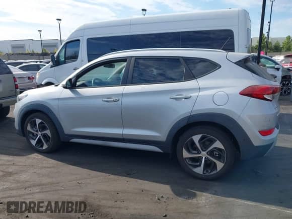 2017 Hyundai Tucson Limited с VIN KM8J33A24HU553506, выставлен на аукционе IAAI как лот 43021761 с пробегом 40 772 миль миль и . История ставок и продаж доступна на DreamBid. Изображение 14.
