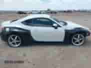 2016 Scion FR-S z VIN JF1ZNAA1XG9707527, wystawiony jako IAAI lot #42446688 z przebiegiem 82 531 mil mil oraz . Historia ofert i sprzedaży dostępna na DreamBid. Obrazek 14.