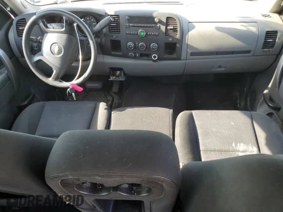 2012 Chevrolet Silverado 1500 LS z VIN 3GCPCREA2CG161784, wystawiony jako Copart lot #68204005 z przebiegiem Nie podano mil oraz Szkoda całkowita • Salvage title. Historia ofert i sprzedaży dostępna na DreamBid. Obrazek 8.