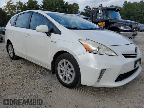 2013 Toyota Prius Two with VIN JTDZN3EU8D3242562, listed as a Copart auction lot 81467675 with 146,182 mi miles and Clean title. Bid and sale history available at DreamBid. Image 4.