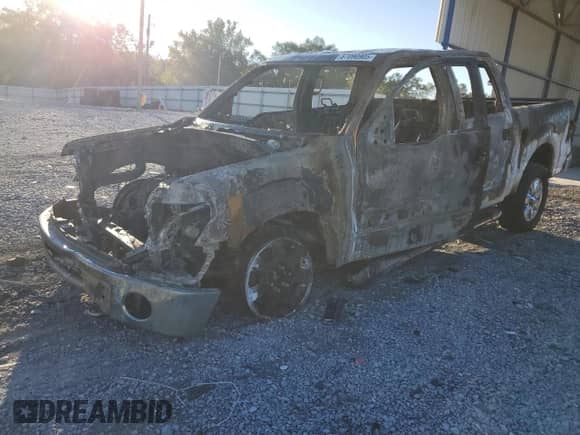 2013 Ford F-150 XL z VIN 1FTFW1ETXDFA01712, wystawiony jako Copart lot #87090905 z przebiegiem Nie podano mil oraz Nie do naprawy • Non repairable. Historia ofert i sprzedaży dostępna na DreamBid. Obrazek 1.