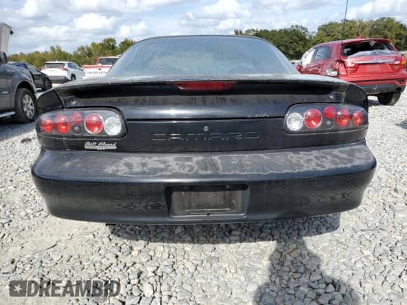 2001 Chevrolet Camaro z VIN 2G1FP22K112145248, wystawiony jako Copart lot #77875874 z przebiegiem 92 203 mil mil oraz Szkoda całkowita • Salvage title. Historia ofert i sprzedaży dostępna na DreamBid. Obrazek 6.