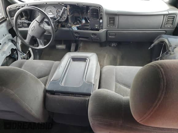 2004 Chevrolet Silverado 1500 LT с VIN 1GCEK19T14E357067, выставлен на аукционе Copart как лот 81524765 с пробегом 232 809 миль миль и Списание • Salvage title. История ставок и продаж доступна на DreamBid. Изображение 8.