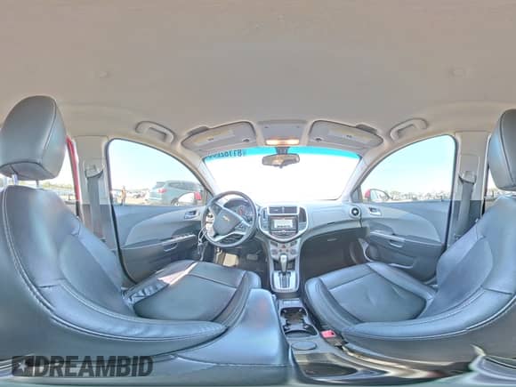 2017 Chevrolet Sonic Premier z VIN 1G1JF5SB3H4120323, wystawiony jako Copart lot #81182005 z przebiegiem 107 834 mil mil oraz Szkoda całkowita • Salvage title. Historia ofert i sprzedaży dostępna na DreamBid. Obrazek 14.