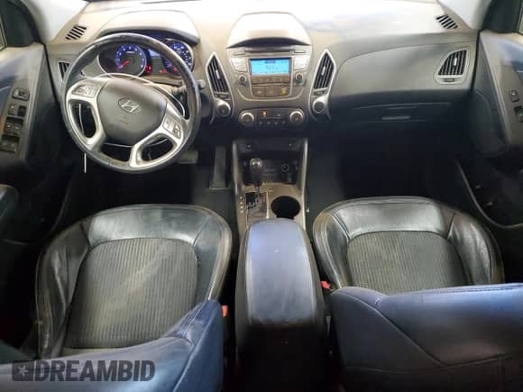 2012 Hyundai Tucson GLS z VIN KM8JUCAC0CU417145, wystawiony jako Copart lot #46860255 z przebiegiem 186 011 mil mil oraz Czysty tytuł • Clean title. Historia ofert i sprzedaży dostępna na DreamBid. Obrazek 8.