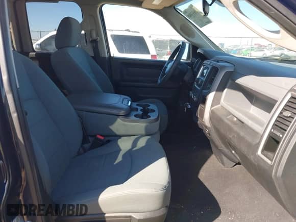 2013 Ram 1500 Tradesman z VIN 1C6RR7FT6DS645891, wystawiony jako IAAI lot #41633549 z przebiegiem 100 200 mil mil oraz . Historia ofert i sprzedaży dostępna na DreamBid. Obrazek 5.