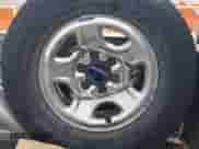 2002 Chevrolet Silverado 1500 Commercial с VIN 1GCEC14W92Z126065, выставлен на аукционе IAAI как лот 42122005 с пробегом 209 718 миль миль и . История ставок и продаж доступна на DreamBid. Изображение 14.