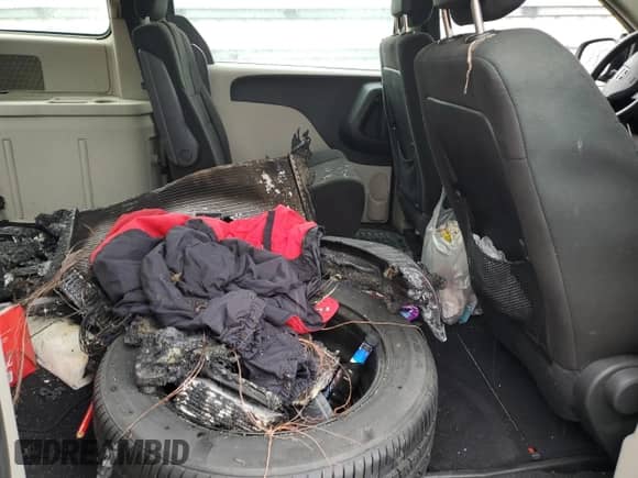 2012 Dodge Grand Caravan American Value с VIN 2C4RDGBG3CR220628, выставлен на аукционе Copart как лот 81829585 с пробегом Не указан миль и Списание • Salvage title. История ставок и продаж доступна на DreamBid. Изображение 11.