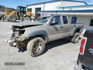 2006 Toyota Tacoma с VIN 5TEUX42N86Z283852, выставлен на аукционе Copart как лот 50524095 с пробегом Не указан миль и Списание • Salvage title. История ставок и продаж доступна на DreamBid. Изображение 1.