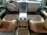 2007 Ford F-150 XLT с VIN 1FTPW12V77KC60163, выставлен на аукционе Copart как лот 66952165 с пробегом 82 281 миль миль и Списание • Salvage title. История ставок и продаж доступна на DreamBid. Изображение 8.