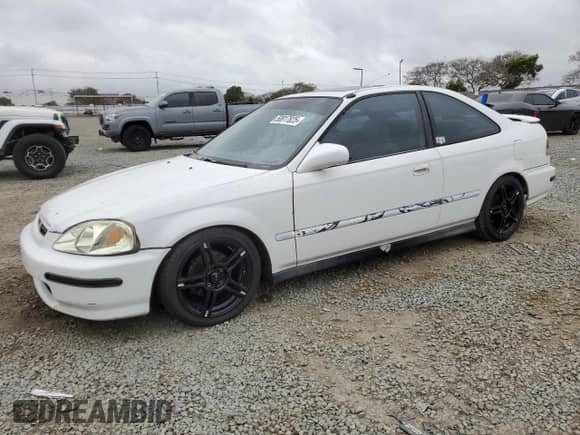 1997 Honda Civic с VIN 1HGEJ8277VL805934, выставлен на аукционе Copart как лот 50817825 с пробегом 353 086 миль миль и Чистый • Clean title. История ставок и продаж доступна на DreamBid. Изображение 1.