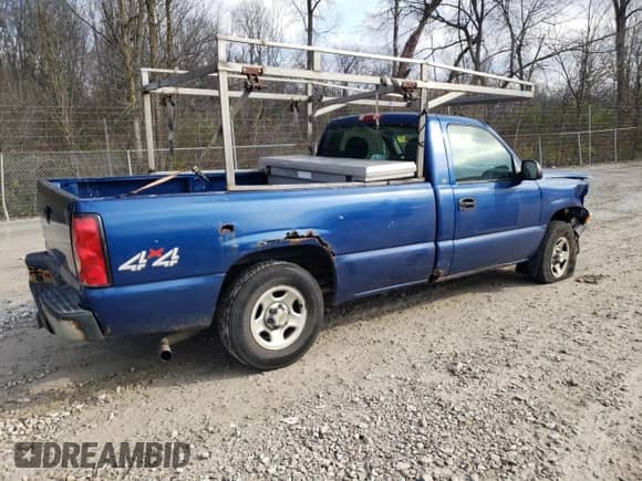 2004 Chevrolet Silverado 1500 LS с VIN 1GCEK14T54E242978, выставлен на аукционе Copart как лот 81433284 с пробегом 133 525 миль миль и Списание • Salvage title. История ставок и продаж доступна на DreamBid. Изображение 3.