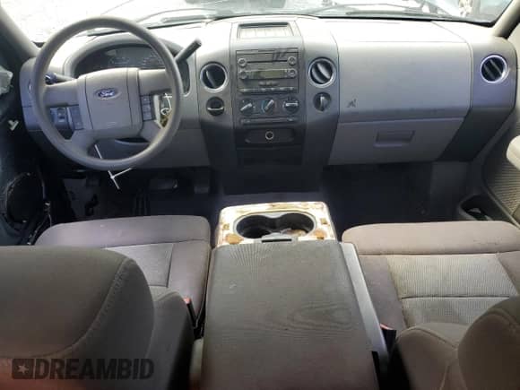 2004 Ford F-150 XLT с VIN 1FTPW12594KC15009, выставлен на аукционе Copart как лот 80452625 с пробегом 153 577 миль миль и Списание • Salvage title. История ставок и продаж доступна на DreamBid. Изображение 8.