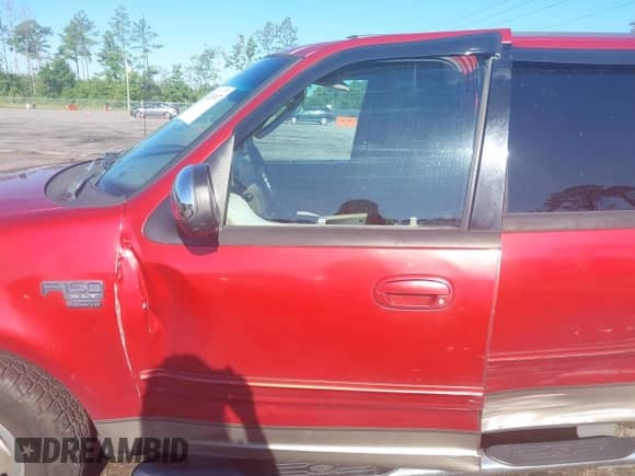 2002 Ford F-150 XLT с VIN 1FTRW07LX2KD47266, выставлен на аукционе IAAI как лот 42823107 с пробегом 183 796 миль миль и . История ставок и продаж доступна на DreamBid. Изображение 6.