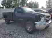 2008 Chevrolet Silverado 2500HD 1LT z VIN 1GCHK24KX8E117619, wystawiony jako Copart lot #72045005 z przebiegiem 148 231 mil mil oraz Czysty tytuł • Clean title. Historia ofert i sprzedaży dostępna na DreamBid. Obrazek 4.