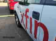 2005 Ford F-150 XL z VIN 1FTRF12WX5KE14539, wystawiony jako IAAI lot #43600244 z przebiegiem 180 608 mil mil oraz . Historia ofert i sprzedaży dostępna na DreamBid. Obrazek 39.