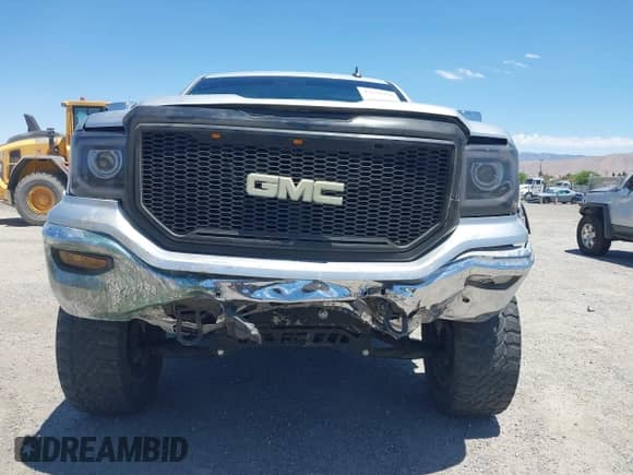 2017 GMC Sierra 1500 SLT z VIN 3GTU1NER3HG498785, wystawiony jako IAAI lot #42629458 z przebiegiem 41 962 mil mil oraz . Historia ofert i sprzedaży dostępna na DreamBid. Obrazek 6.