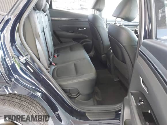 2024 Hyundai Tucson Limited with VIN KM8JECD11RU186529, listed as a IAAI auction lot 43370705 with 11,128 mi miles and . Bid and sale history available at DreamBid. Image 8.