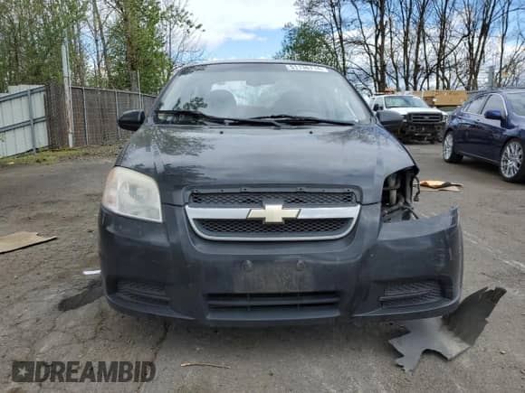 2008 Chevrolet Aveo LS z VIN KL1TD56648B129148, wystawiony jako Copart lot #51136714 z przebiegiem 182 545 mil mil oraz Szkoda całkowita • Salvage title. Historia ofert i sprzedaży dostępna na DreamBid. Obrazek 5.