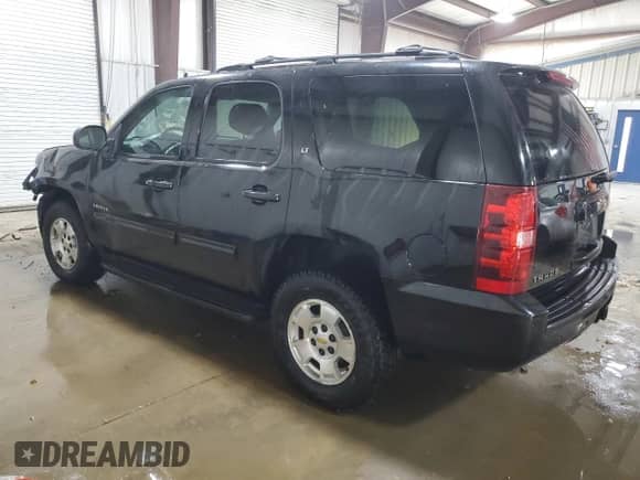 2010 Chevrolet Tahoe LT z VIN 1GNUKBE09AR270591, wystawiony jako Copart lot #68074775 z przebiegiem 148 986 mil mil oraz Szkoda całkowita • Salvage title. Historia ofert i sprzedaży dostępna na DreamBid. Obrazek 2.
