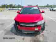 2019 Chevrolet Sonic LT z VIN 1G1JD6SBXK4135954, wystawiony jako IAAI lot #42412020 z przebiegiem 37 560 mil mil oraz . Historia ofert i sprzedaży dostępna na DreamBid. Obrazek 13.