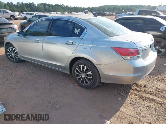 2010 Honda Accord LX z VIN 1HGCP2F3XAA016936, wystawiony jako IAAI lot #43172030 z przebiegiem 213 414 mil mil oraz . Historia ofert i sprzedaży dostępna na DreamBid. Obrazek 3.